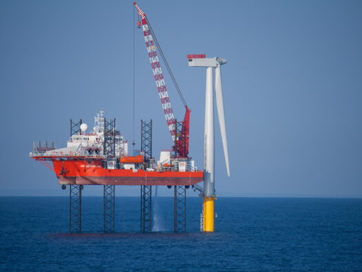 Offshore wind port